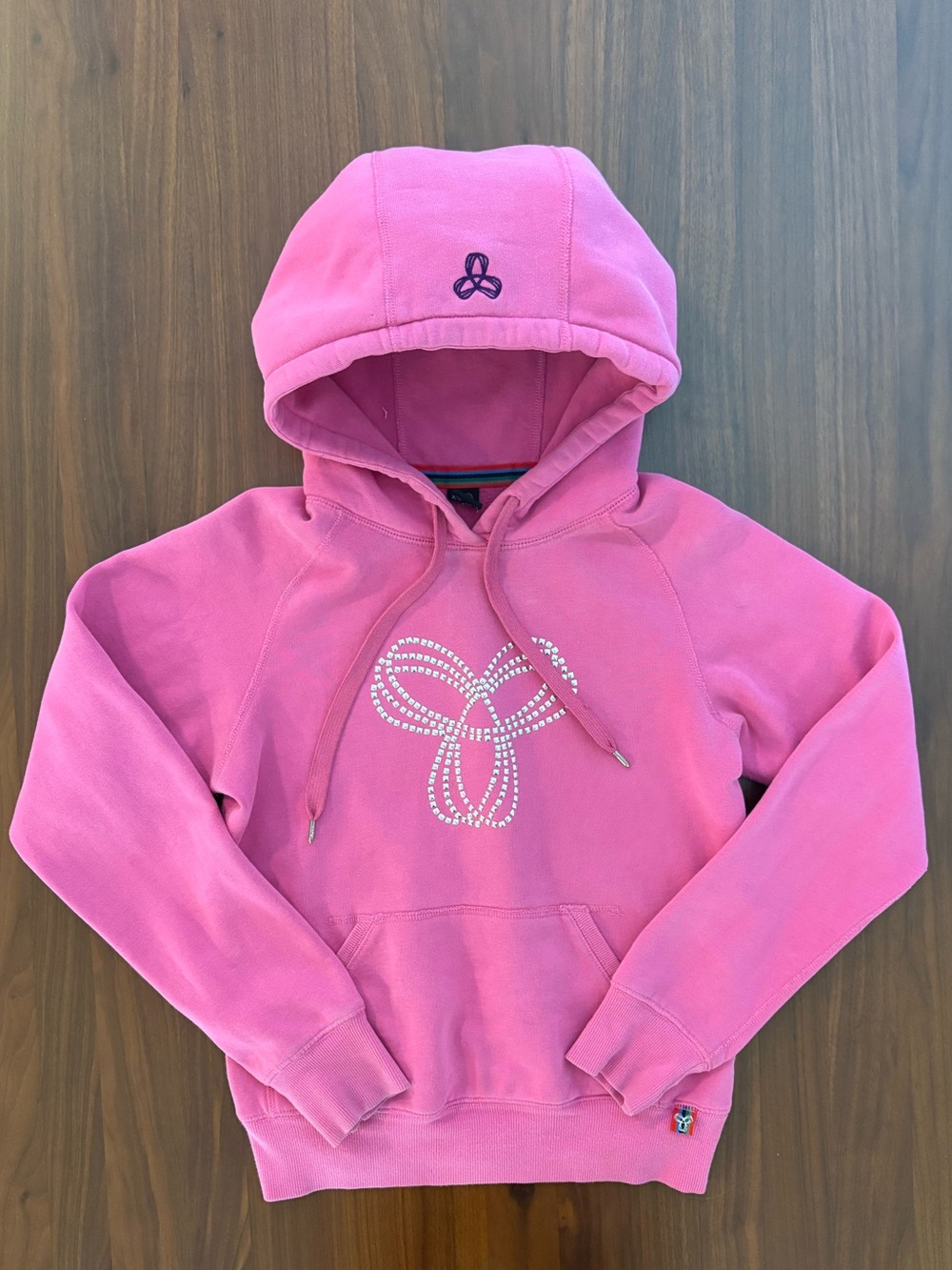 Vintage TNA pullover hoodie in the prettiest bubblegum pink